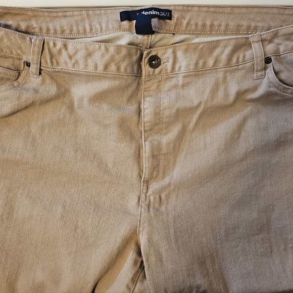 Denim 24/7 Jeans - Picture 2 of 4